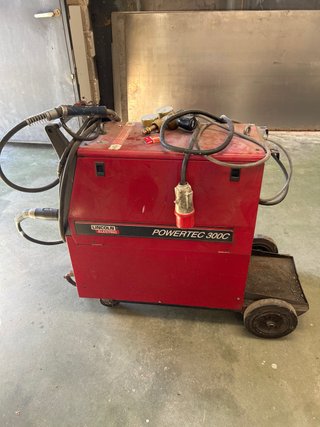 Soldador Lincoln Electric Powertec 300C