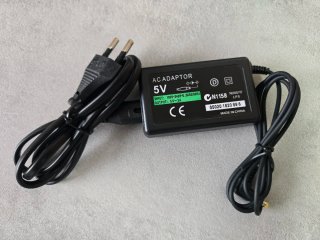 Caricatore + Batteria PSP 1000