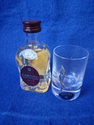 Set Cardhu Whisky con 5 Vasos Bohemia