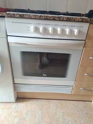 Horno Teka con encimera de gas