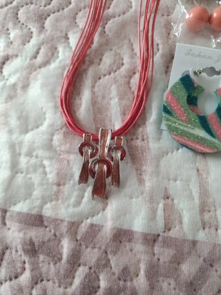 Lote Bisutería Collar y Pendientes