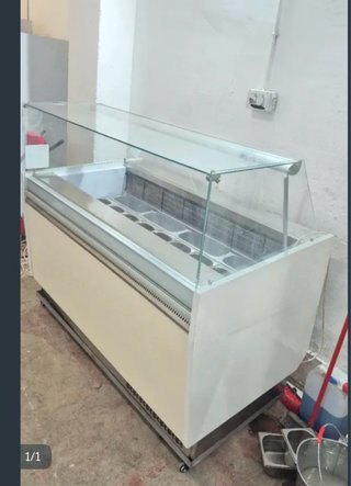 Nevera Congelador Helados se regala
