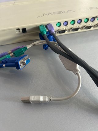 MasterView KVM Switch 8 Puertos