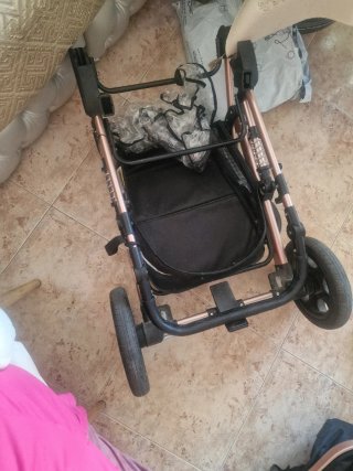 Carrito de bebé casi nuevo