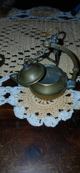 Lucerna antica in bronzo