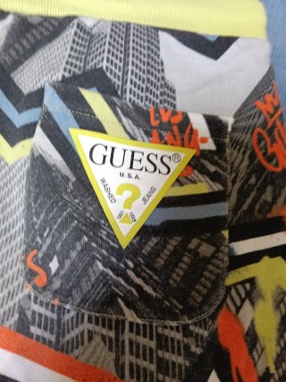 Pantalones cortos Guess multicolor niño 12años