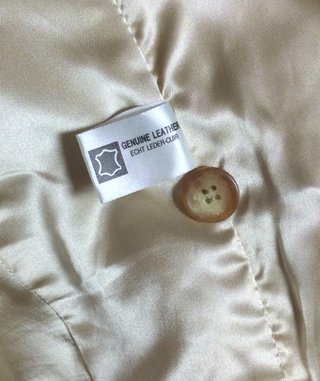 Chaleco de piel beige