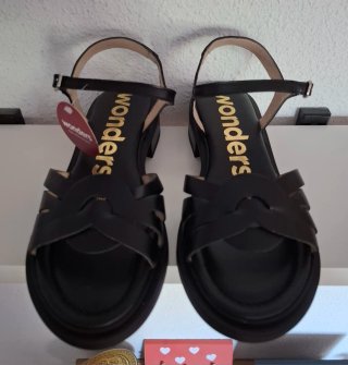 Sandalias Wonders, talla 40, nuevas