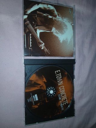 E.TOWN CONCRETE CD, RAP METAL