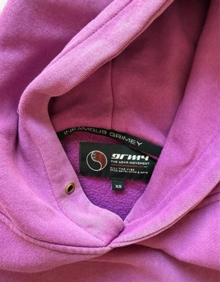 Sudadera Grimey Morada con Logo