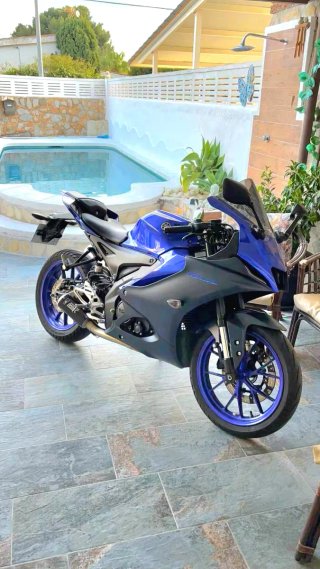 Escape Mivv MK3 original y cúpula R Yamaha YZF R12