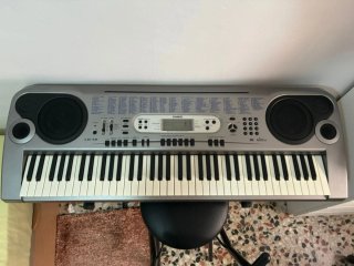 Teclado Casio LK-73