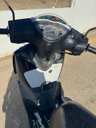 Carenado Honda SH 125 (2006) Negro/Plata