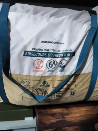 Tienda de campaña familiar 6 personas (caben más).