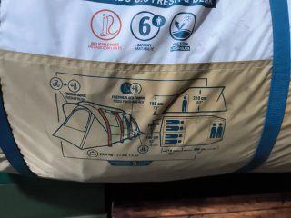 Tienda de campaña familiar 6 personas (caben más).