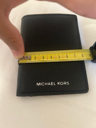 Cartera Michael Kors Piel Negra con Cadena