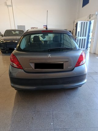 Peugeot 207 2010