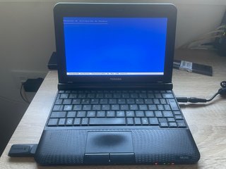 Portátil Toshiba NB250 Intel Atom 1.66GHz