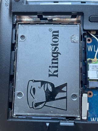 Portátil Toshiba NB250 Intel Atom 1.66GHz