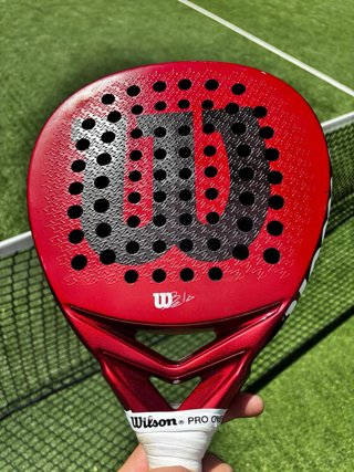 Pala Pádel Wilson Bela V2.5 Pro Roja