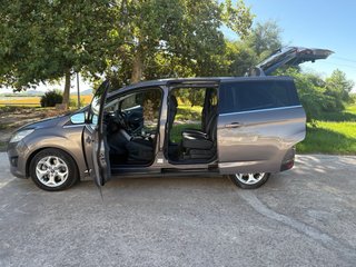 Ford Grand C-MAX 2012