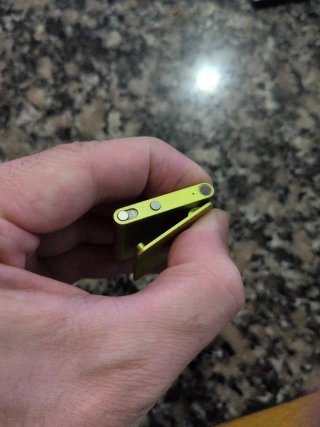 iPod Shuffle 4ª Gen 2GB verde