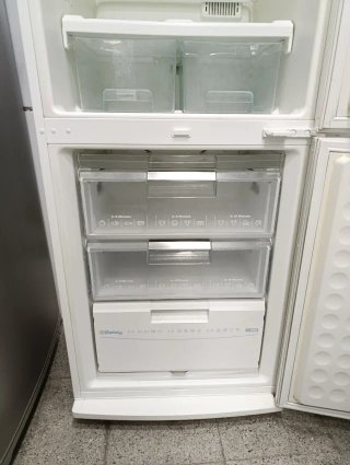 Nevera Siemens No Frost 2m x 60cm