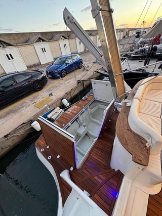 Yate Astondoa 60 GLX