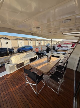 Yate Astondoa 60 GLX
