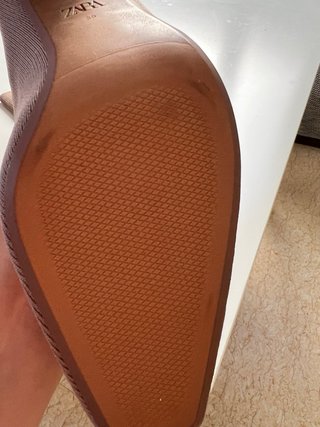 Botines Zara Beige Tacón Estructura Nuevos