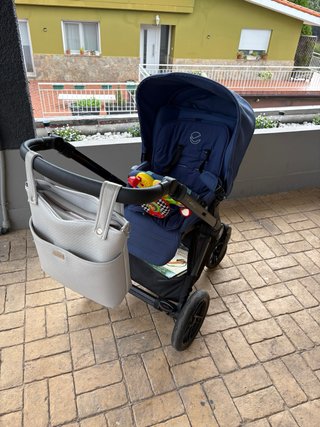 Carrito Jane azul con bolso y juguete