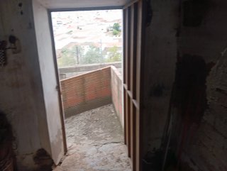 Casa 100m,para vivienda o garaje