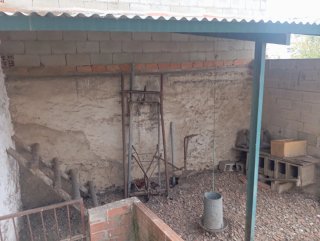 Casa 100m,para vivienda o garaje