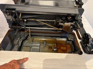 Máquina de coser industrial Singer 491