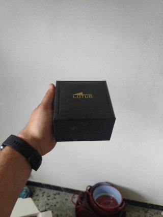 Reloj Lotus Titanio