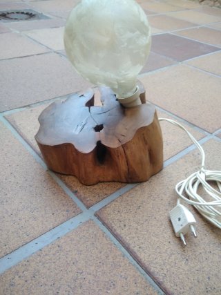 Lámpara de mesa rústica madera y cristal de olivo