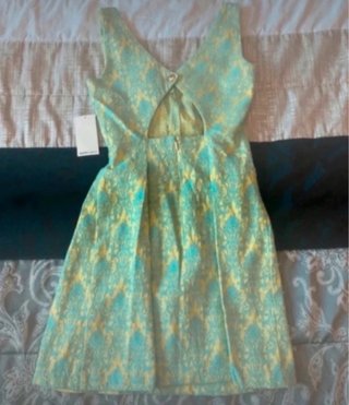 Vestido Suiteblanco verde y amarillo