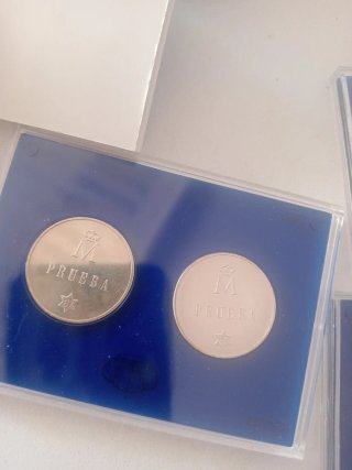 Estuche 500 Pesetas Plata XXV Aniversario