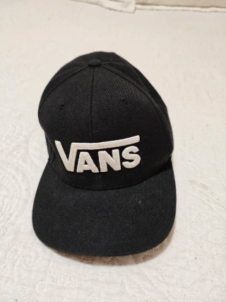 Gorra Vans Negra Logo Blanco