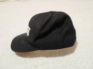 Gorra Vans Negra Logo Blanco