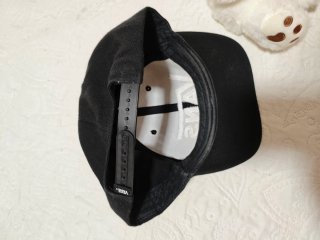 Gorra Vans Negra Logo Blanco