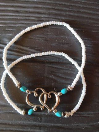 Tobillera Corazones Turquesa y Blanca