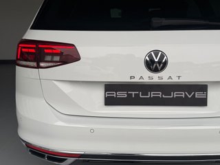 Volkswagen Passat Variant R-Line 2.0 TDI 110kW DSG