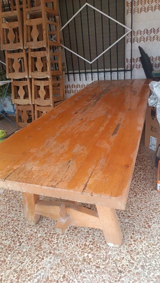 Mesa de madera maciza 3 metros de larga  + 8 silla