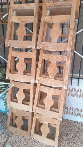 Mesa de madera maciza 3 metros de larga  + 8 silla