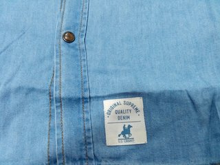 Preciosa camisa denim U.S. Grand, totalmente nueva