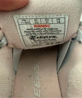 Zapatillas Heelys con Ruedas Talla 31