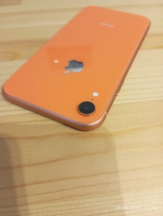 iPhone XR Coral in buone condizioni