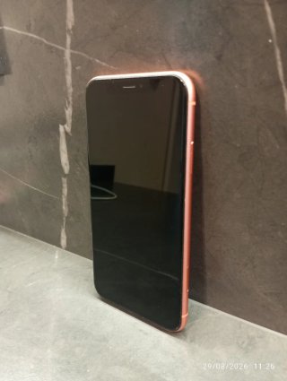 iPhone XR Coral in buone condizioni