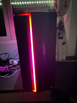 Torre PC Gaming Negra con LED